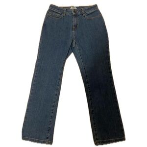 L.L. Bean Women’s Classic Fit Straight Leg Jeans 6 Petite